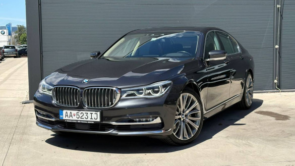 BMW Rad 7 730d xDrive A/T