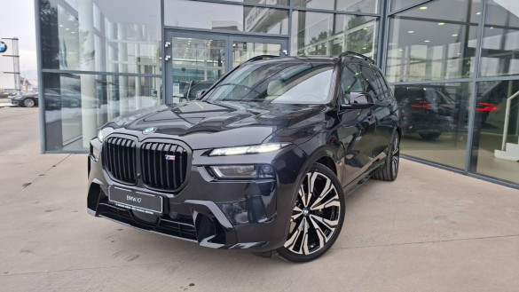 BMW X7 xDrive M60i mHEV A/T