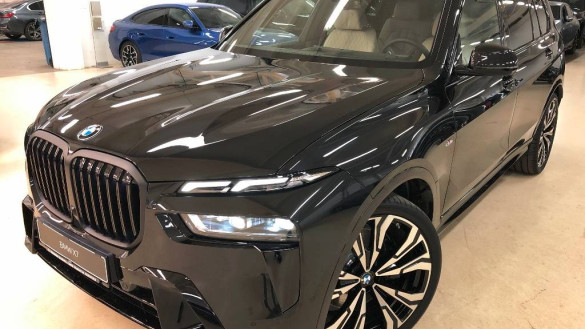 BMW X7 xDrive 40i mHEV A/T