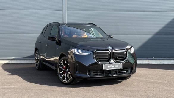 BMW X3 M50I