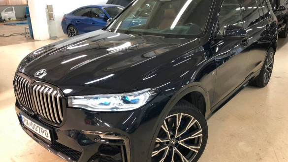 BMW X7 xDrive 30d A/T