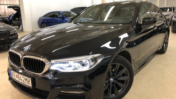 BMW Rad 5 520d xDrive A/T