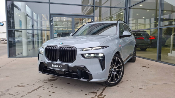 BMW X7 xDrive 40i mHEV A/T